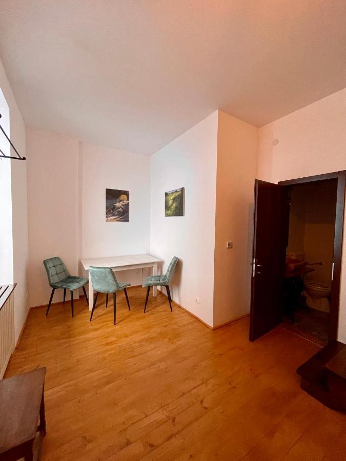 Zengo Apartment Miercurea Ciuc Exterior foto
