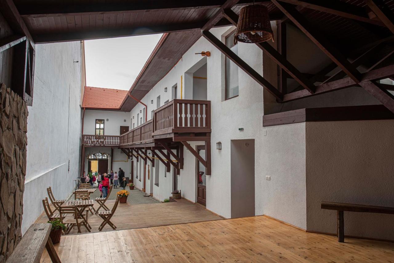 Zengo Apartment Miercurea Ciuc Exterior foto